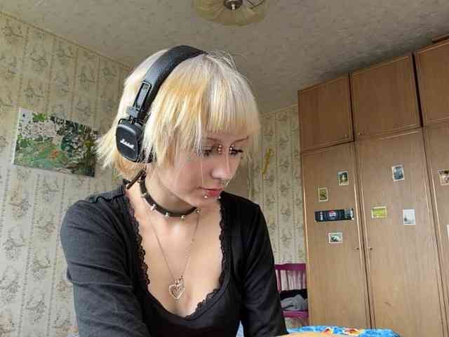 KerstinLoar webcam