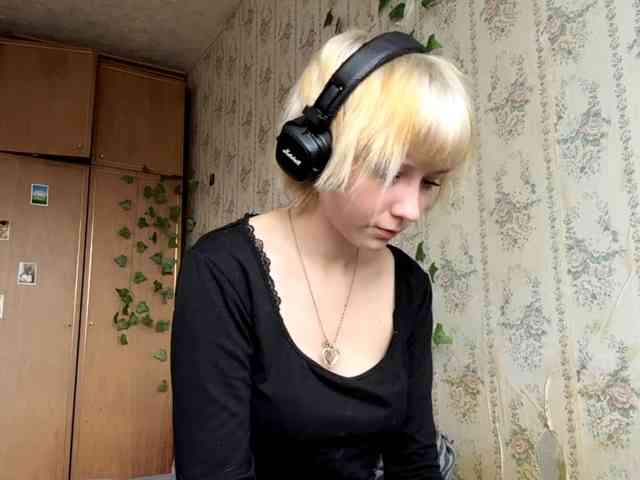 KerstinLoar webcam
