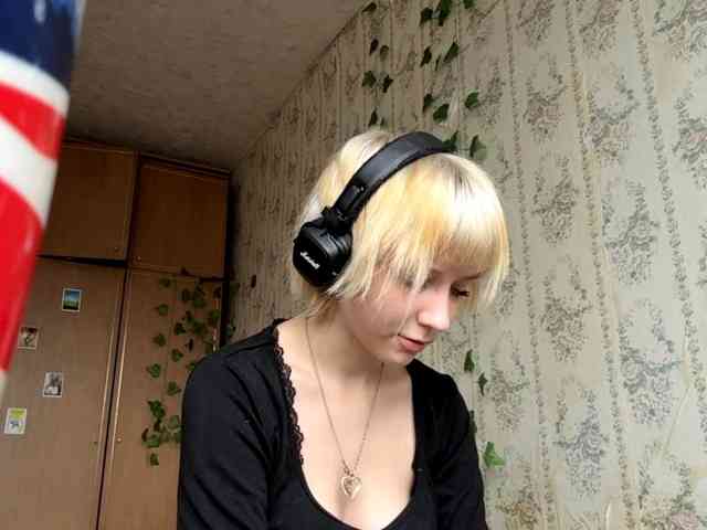 KerstinLoar webcam