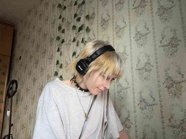 KerstinLoar webcam
