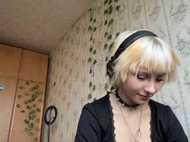 KerstinLoar webcam