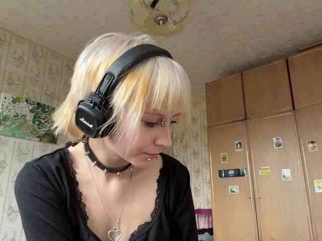 KerstinLoar webcam
