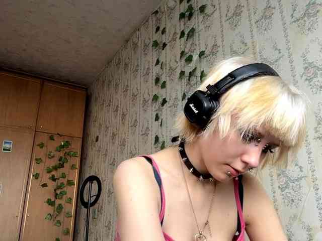 KerstinLoar webcam