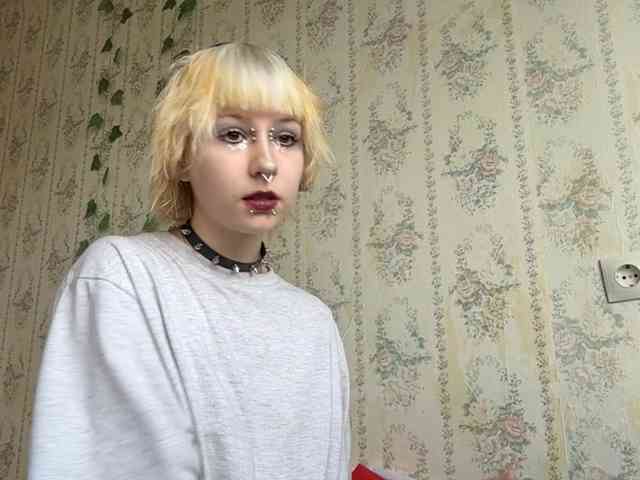 KerstinLoar webcam