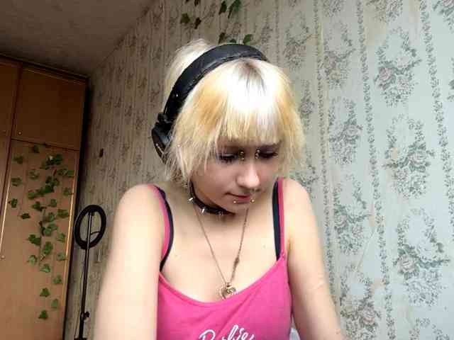 KerstinLoar webcam