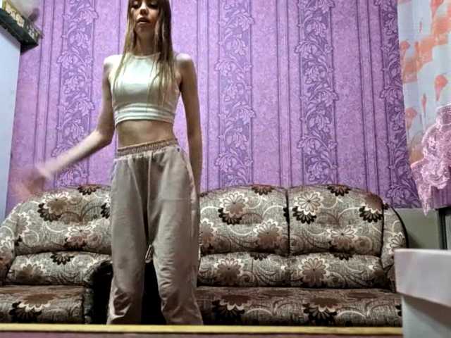 CharleenTetz live cam on BongaCams