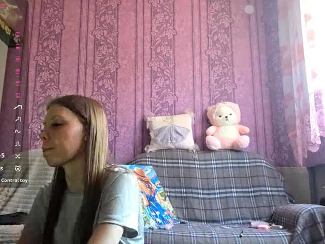 CharleenTetz live cam on BongaCams