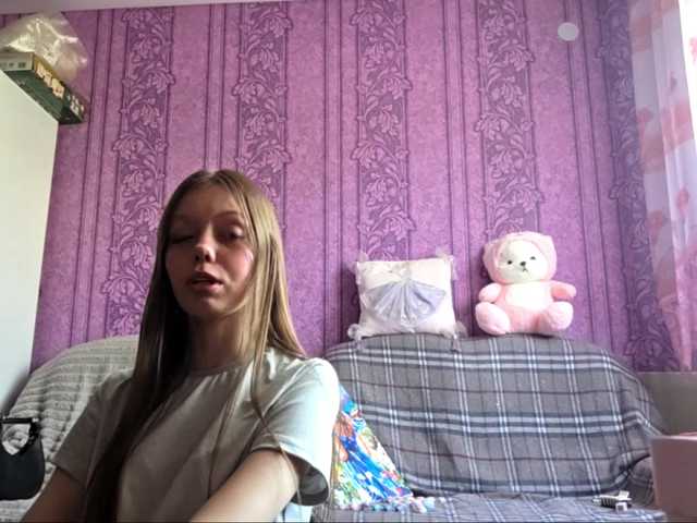 CharleenTetz live cam on BongaCams