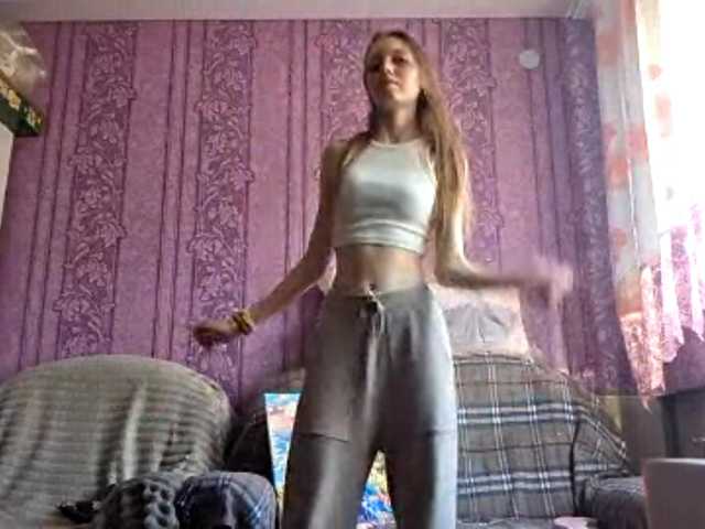 CharleenTetz live cam on BongaCams