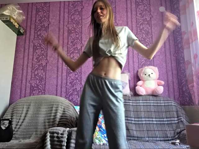 charleentetz cam belle