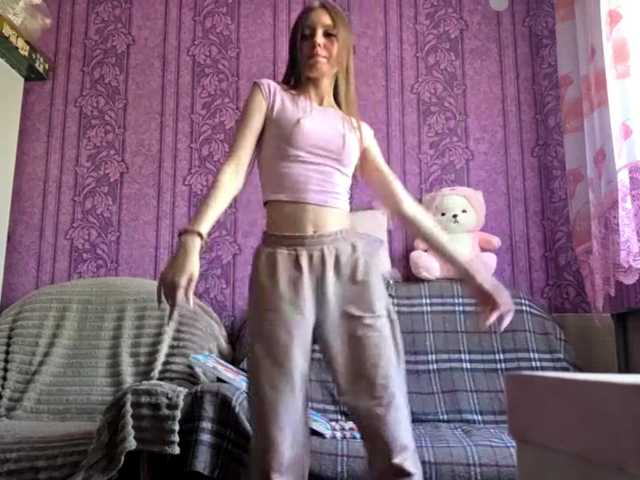 CharleenTetz live cam on BongaCams