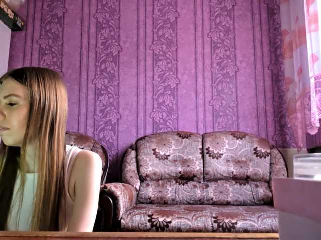 CharleenTetz live cam on BongaCams