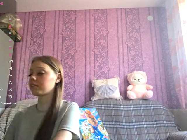 CharleenTetz live cam on BongaCams