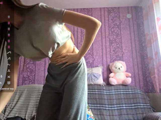 CharleenTetz live cam on BongaCams