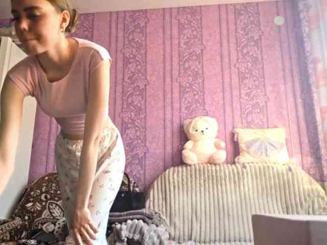 CharleenTetz webcam