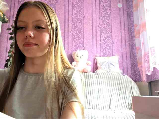 CharleenTetz webcam