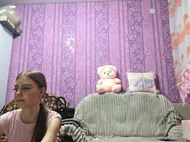 CharleenTetz webcam