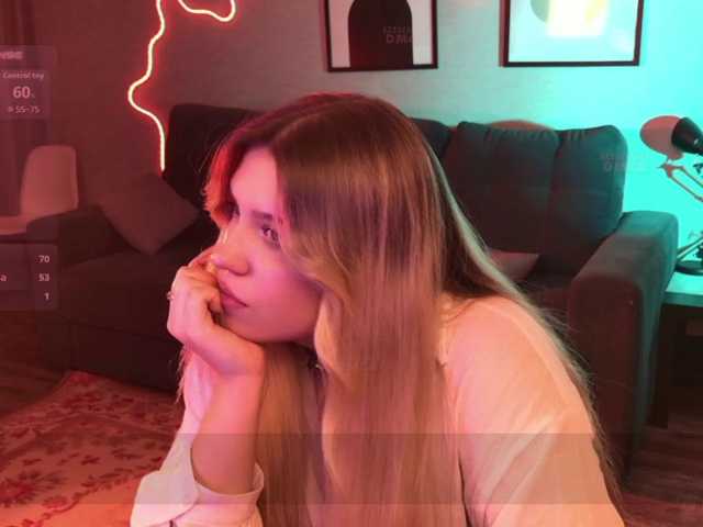 Mali-kiss live cam on BongaCams
