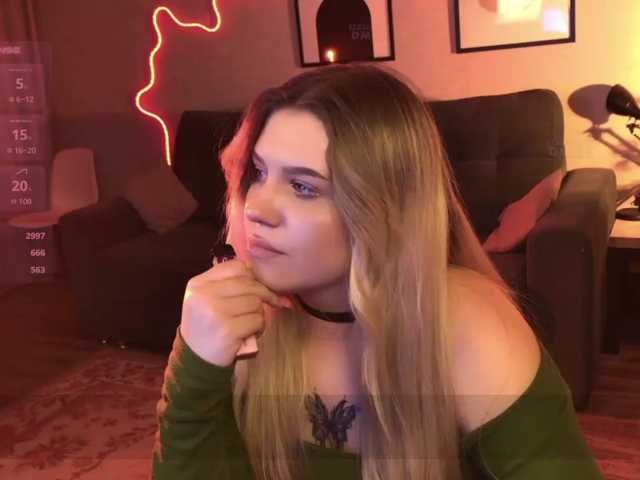 Mali-kiss live cam on BongaCams