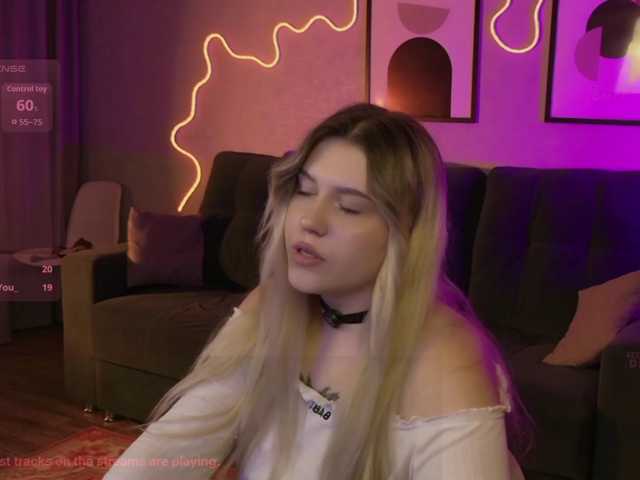 Mali-kiss live cam on BongaCams