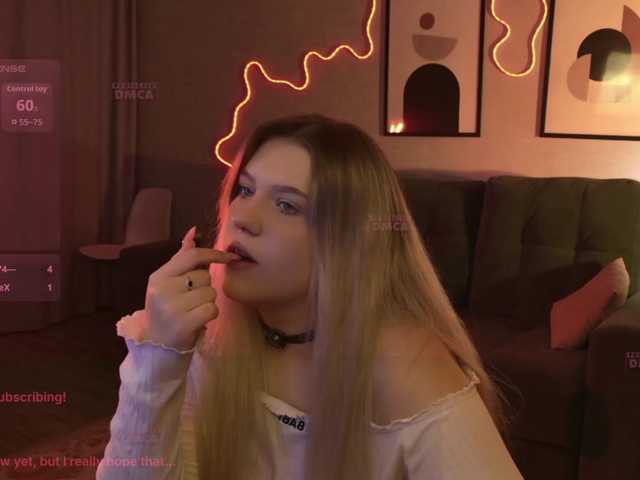 Mali-kiss live cam on BongaCams