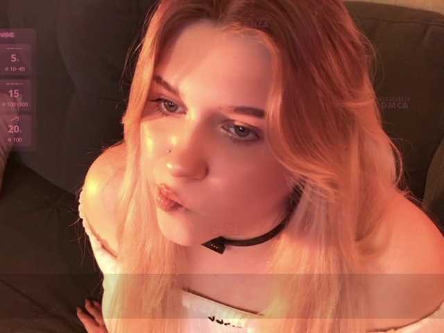 Mali-kiss live cam on BongaCams