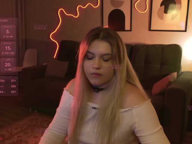 Mali-kiss live cam on BongaCams