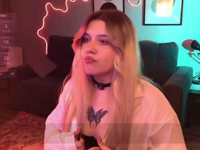 Mali-kiss live cam on BongaCams
