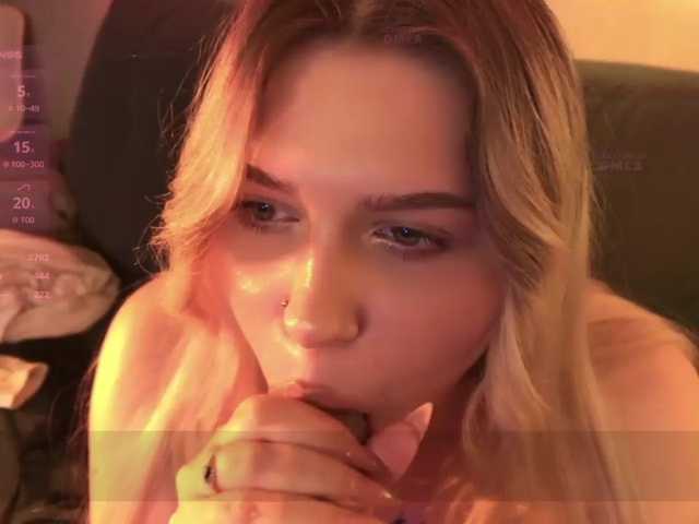 Mali-kiss live cam on BongaCams