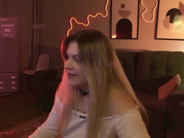 Mali-kiss live cam on BongaCams