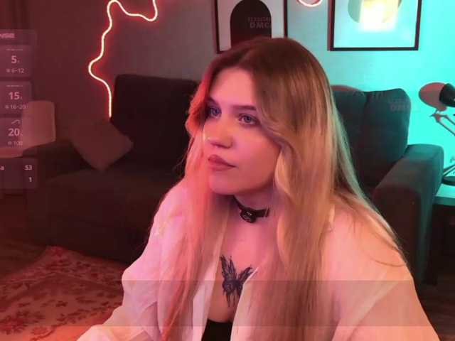 Mali-kiss live cam on BongaCams