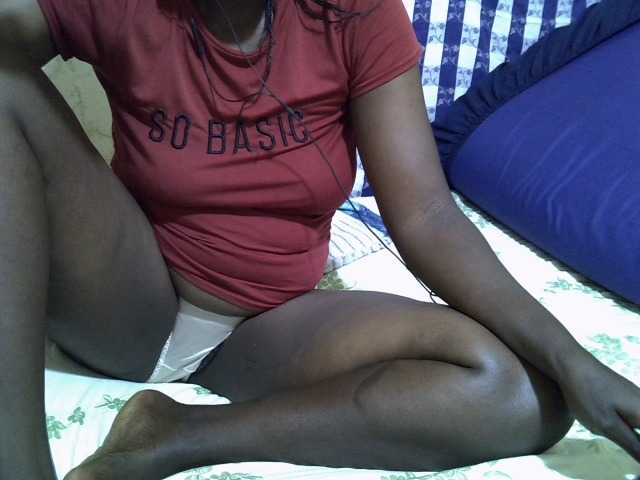 Blackchocco live cam on BongaCams