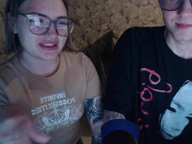 Dressed-To-Undress live cam
