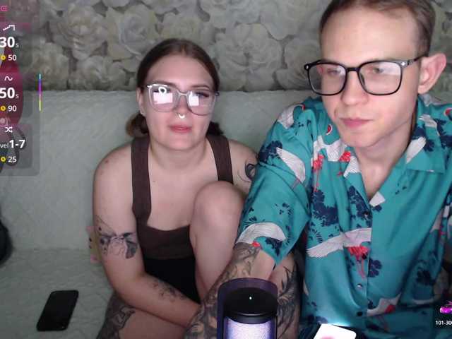 Dressed-To-Undress live cam on BongaCams