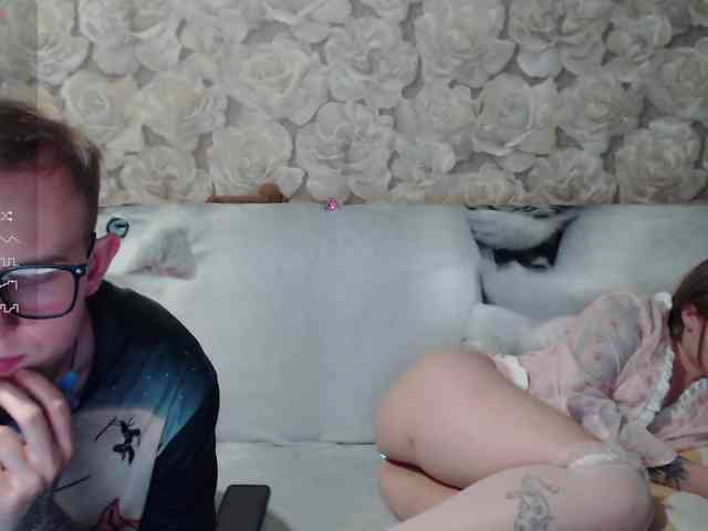 Dressed-To-Undress webcam
