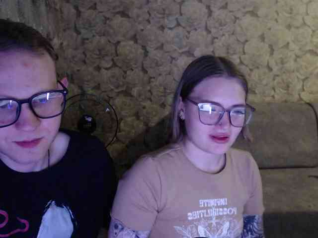 Dressed-To-Undre... Live Webcam on BongaCams