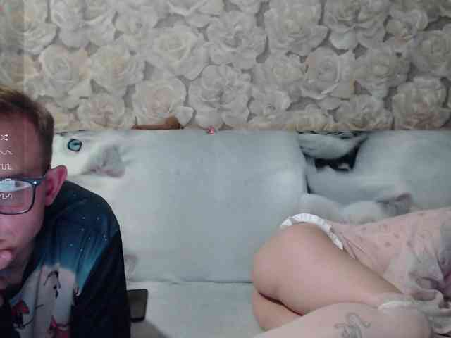 Dressed-To-Undress webcam