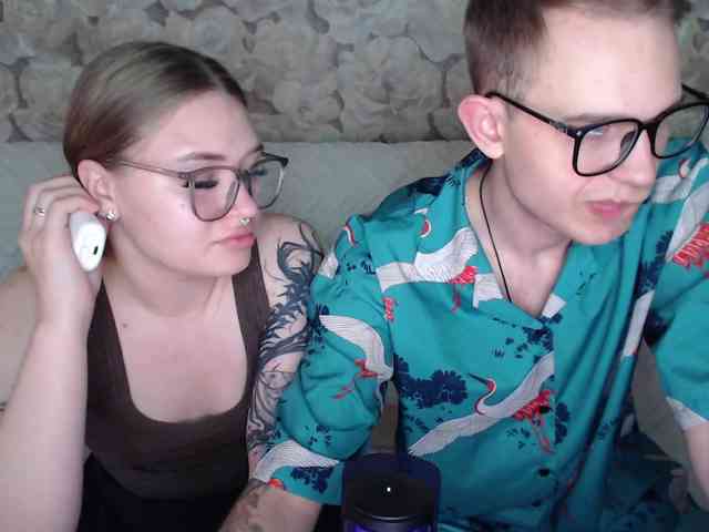 Dressed-To-Undress webcam