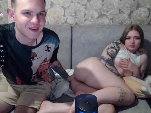Dressed-To-Undress webcam