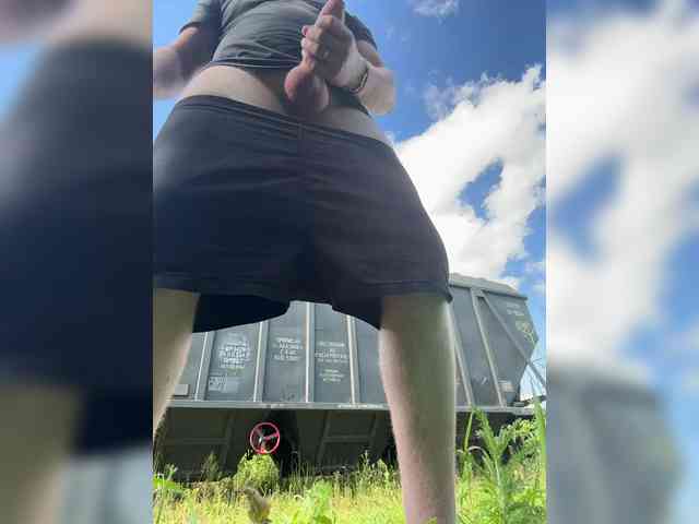 RUS19-5 Sex Cam Show