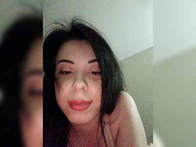 Nikol1bb webcam