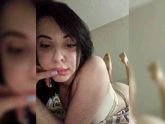 Nikol1bb webcam