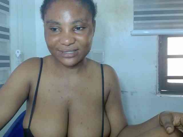 Fuckmypussyx webcam