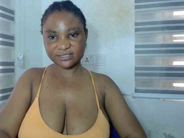 Fuckmypussyx webcam
