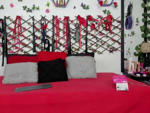 kimmywold live cam on BongaCams