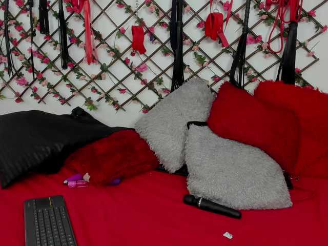 kimmywold live cam on BongaCams