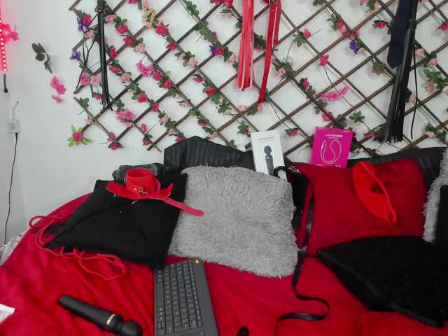 kimmywold live cam on BongaCams