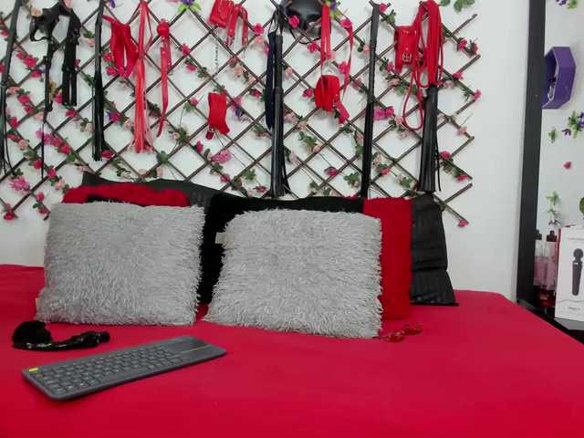 kimmywold live cam on BongaCams