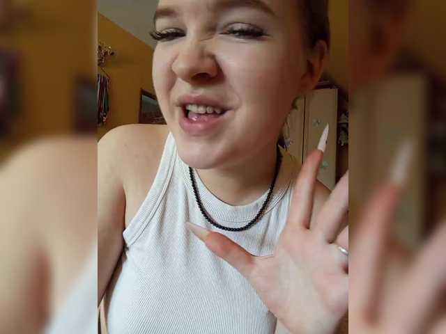 Versonika live cam on BongaCams