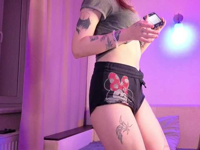 holysinnerofficial cam belle